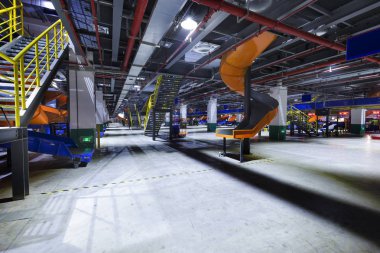 Bir büyük lojistik merkezi iç