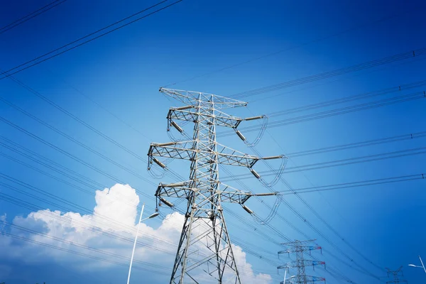 Partial Upward View Power Tower — Stock Photo, Image