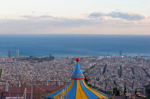 Prag Eski sokak kaldırım taşı döşeli yolu