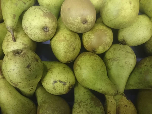 Peras Frescas Nas Prateleiras Mercado Close — Fotografia de Stock