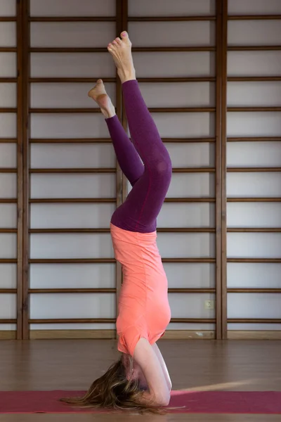 Sporty Young Woman Doing Yoga Practice Concept Healthy Life Natural — Stock Photo, Image