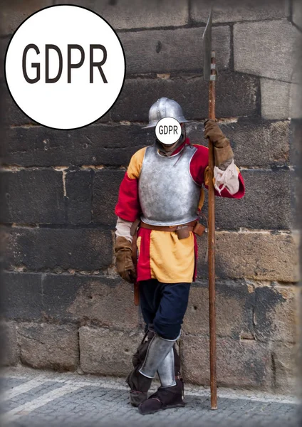 Gdpr Hombre Con Disfraz Guerrero Medieval Rostro Está Oculto Inscripción — Foto de Stock