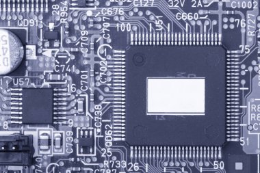 Baskılı devre kartı yakın çekim arka plan mikroçipler ve diğer bileşenleri küçük derinliği alan Toned görüntü için