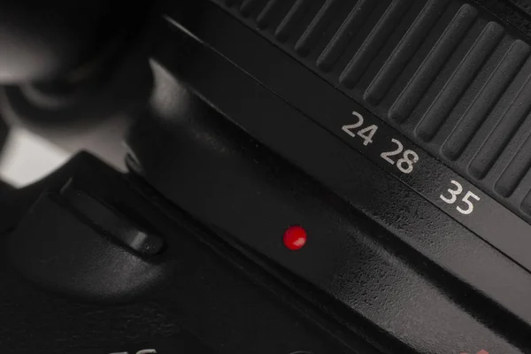 Reflex camera close-up. Kan worden gebruikt als achtergrond. — Stockfoto