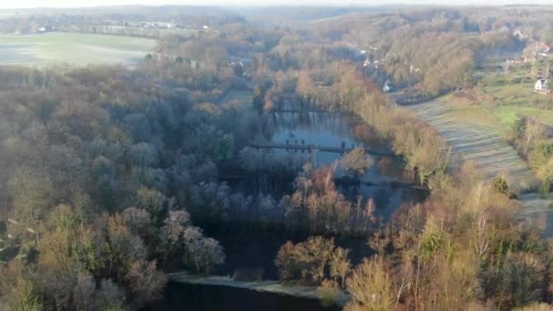 Landsbygden Rika Område Vallonien Belgien Lyxiga Villor Med Trädgård Omgiven — Stockvideo