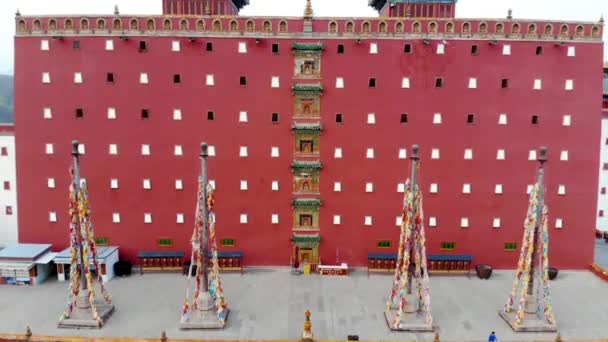 Luftaufnahme Des Buddhistischen Tempels Putuo Zongcheng Einer Der Acht Äußeren — Stockvideo