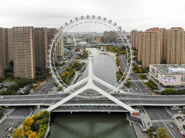 Αεροφωτογραφία Του Cityscape Tianjin Ferris Τροχό Διάσημη Ρόδα Λούνα Παρκ — Φωτογραφία Αρχείου