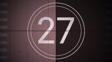 Film vintage için geri sayım 30'dan 1. Film film şeridi üzerindeki grunge arka plan geri sayım numarasıyla. 2D animasyon eski vintage film geri sayım sayacı film için aşağı retro başlatmak için sunum.