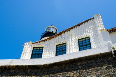 Farol da Barra (Barra deniz feneri) Salvador, Bahia, Brezilya. Bahia, Bahia de Todos os Santos Körfezi, Farol da Barra Lighthouse Salvador tarihi mimarisi.