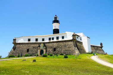 Farol da Barra (Barra deniz feneri) Salvador, Bahia, Brezilya. Bahia, Bahia de Todos os Santos Körfezi, Farol da Barra Lighthouse Salvador tarihi mimarisi