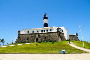 Farol da Barra (Barra deniz feneri) Salvador, Bahia, Brezilya. Bahia, Bahia de Todos os Santos Körfezi, Farol da Barra Lighthouse Salvador tarihi mimarisi