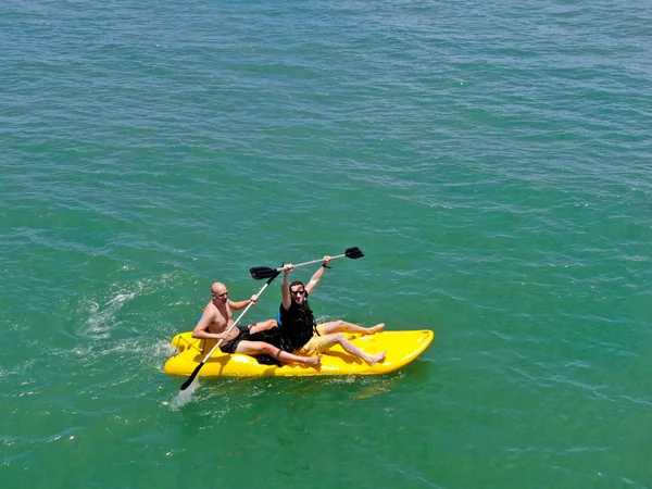 Aerial View View Strong Young Active Men Kayaking Clear Blue — Stock Photo, Image