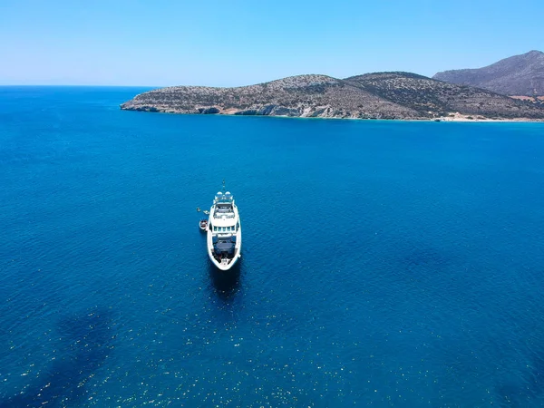 Widok Luksusowy Prywatny Jacht Błękitne Morze Latem Duży Jacht Żaglowy — Zdjęcie stockowe
