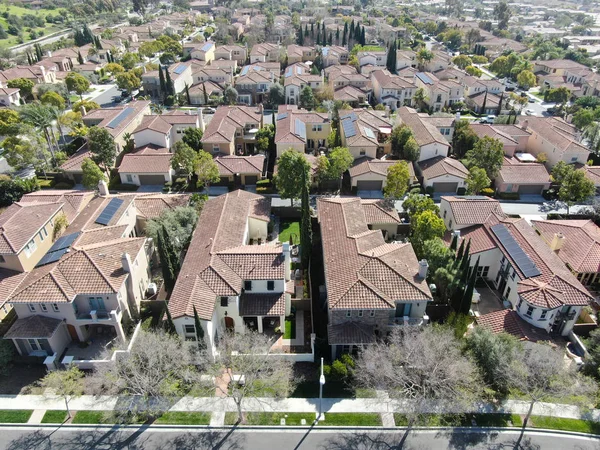 Aerial View Suburban Neighborhood Identical Wealthy Villas Next Each Other — Stock Photo, Image