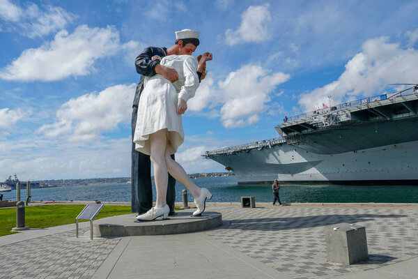 Kissing sailor statue, Port of San Diego. also known as Unconditional Surrender recreates famous embrace between a sailor and a nurse celebrating the end of second world war. 