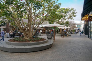University Town Centre 'da UTC Westfield Alışveriş Merkezi. Upmarket zincir perakendeciler, bir film Tiyatrosu, restoranlar ile açık alışveriş merkezi. . La Jolla, San Diego, Kaliforniya, ABD. 