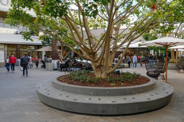 University Town Centre 'da UTC Westfield Alışveriş Merkezi. Upmarket zincir perakendeciler, bir film Tiyatrosu, restoranlar ile açık alışveriş merkezi. . La Jolla, San Diego, Kaliforniya, ABD. 
