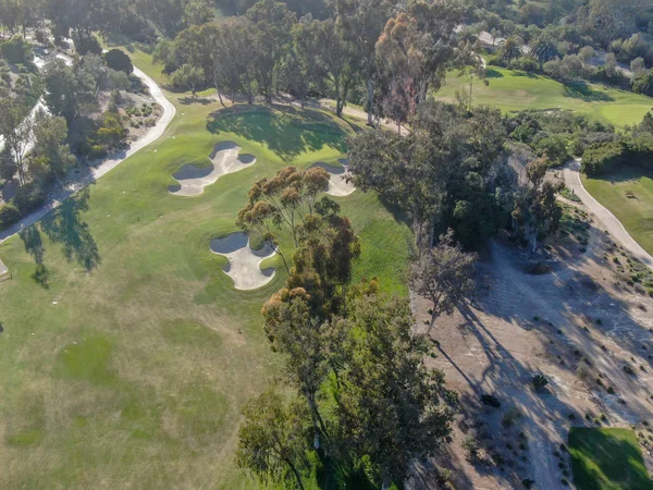 Luftaufnahme Eines Wunderschönen Grünen Golfplatzes Neben Dem Tal San Diego — Stockfoto