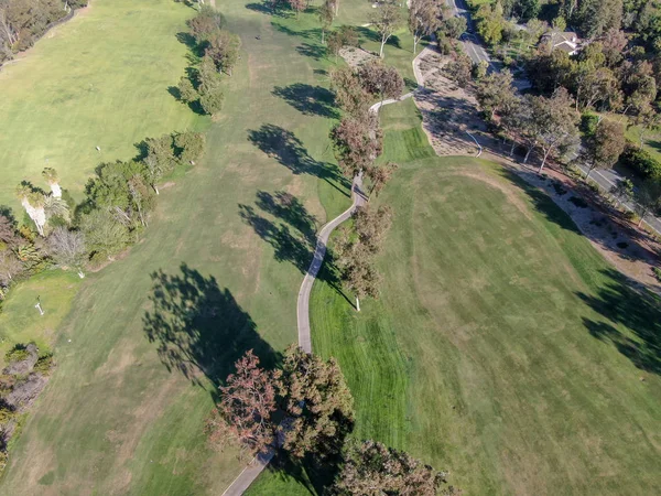 Luftaufnahme Eines Wunderschönen Grünen Golfplatzes Neben Dem Tal San Diego — Stockfoto