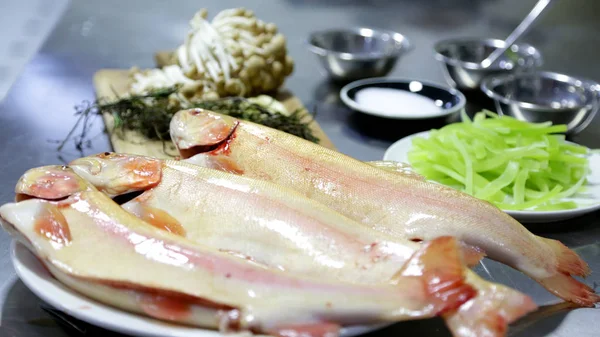Fish Preparation Ready Cook Kitchen Restaurant Salmon Uncooked Vegetable Mushroom — Stock Photo, Image