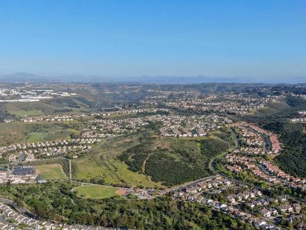 Vista Aerea Quartiere Suburbano Con Ville Identiche Uno Accanto All — Foto Stock