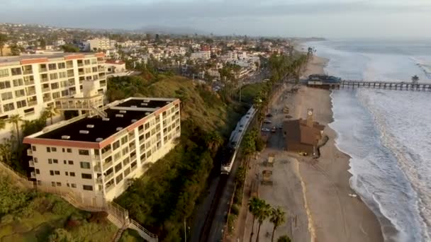 Vista Aérea Playa Costa San Clemente Antes Del Atardecer Ciudad — Vídeo de stock