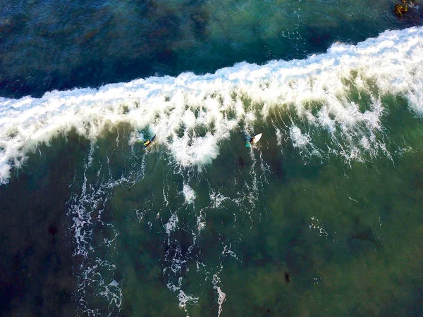 Vista Aérea Surfista Desfrutando Onda Laguna Hills Beach Orange County — Fotografia de Stock