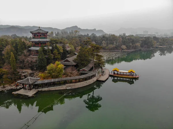 Chengde Mountain Resort Mparatorluk Yaz Sarayı Içinde Göl Yanında Küçük — Stok fotoğraf