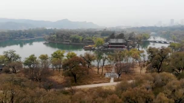 Vzdušný Výhled Malé Pavilony Jezera Císařském Letním Paláci Chengde Čína — Stock video