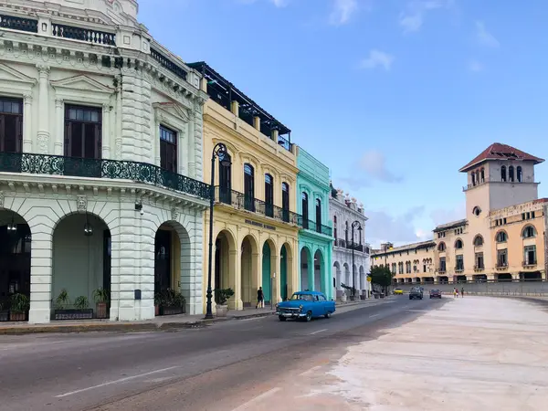 Straat Scène Met Kleurrijk Oud Gebouw Havana Stedelijke Scène Met — Stockfoto