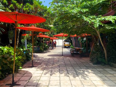 Tayland, Bangkok'taki Jim Thompson Müzesi. Jim Thompson Tay İpek Şirketi kurucusu Evi. 1967'de Malezya'da bir gezide kayboldu. Tarihi geleneksel Tay tarzı ahşap ev.