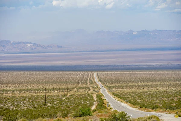 Endless Desert Straight Road Next Joshua Tree Park Usa Long — Stock Photo, Image