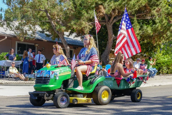 Küçük Çim Biçme Makinesi Rancho Bernardo San Diego California Usa — Stok fotoğraf