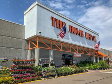 Oceanside, Kaliforniya, ABD 'deki Home Depot Mağazası. Home Depot ABD 'de en büyük ev geliştirme perakendeci ve inşaat hizmeti