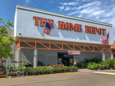 Oceanside, Kaliforniya, ABD 'deki Home Depot Mağazası. Home Depot ABD 'de en büyük ev geliştirme perakendeci ve inşaat hizmeti