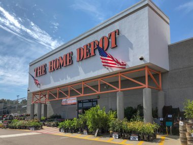 Oceanside, Kaliforniya, ABD 'deki Home Depot Mağazası. Home Depot ABD 'de en büyük ev geliştirme perakendeci ve inşaat hizmeti