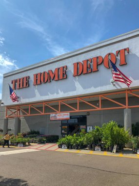 Oceanside, Kaliforniya, ABD 'deki Home Depot Mağazası. Home Depot ABD 'de en büyük ev geliştirme perakendeci ve inşaat hizmeti
