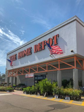 Oceanside, Kaliforniya, ABD 'deki Home Depot Mağazası. Home Depot ABD 'de en büyük ev geliştirme perakendeci ve inşaat hizmeti