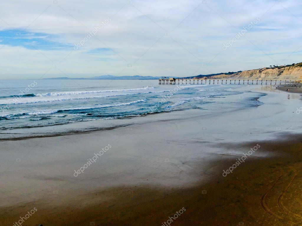 Vista aérea de la playa de La Jolla con el Instituto de oceanografía