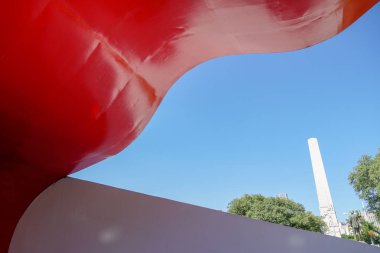 Ibirapuera Auditorium, ünlü mimar Oscar Niemeyer tarafından tasarlanan bina. Ibirapuera Park, Sao Paulo, Brezilya'da bulunan müzikal gösteriler ve kültürel etkinlikler için yer. 