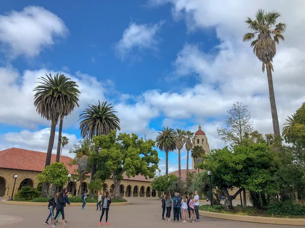 スタンフォード大学キャンパス、パロアルト、カリフォルニア、アメリカ合衆国 — ストック写真