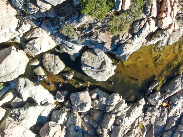 Luftaufnahme des Los Penasquitos Canyon Preserve mit dem Creek-Wasserfall, San Diego — Stockfoto