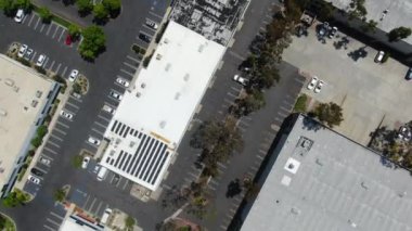 Hava görüntüsü endüstri bölgesi ve şirket ofisi, depo, California