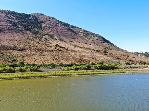 Aerial view of Inland Lake Hodges and Bernardo Mountain, San Diego County, California — Stock Photo, Image