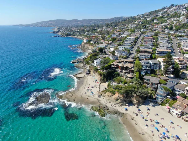 Widok z lotu ptaka na wybrzeże Laguna Beach, Kalifornia — Zdjęcie stockowe