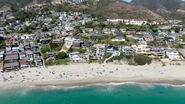 Aerial view of Laguna Beach coastline, California — Stock Video