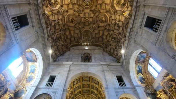 All'interno della Basilica Cattedrale di Salvador, nel centro della città vecchia di Salvadore, Bahia, Brasile — Video Stock