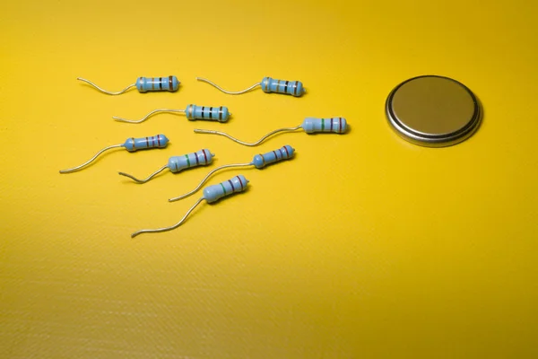 Mavi dirençler bir pil dayanılmaz bulmak. 