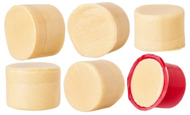 Peynir mayası peynir (tekerlek) Başkanı. Beyaz arka plan üzerinde izole.