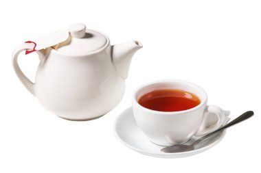 Beyaz çay bardağı ile bir kaşık ve beyaz arka plan üzerinde izole bir su ısıtıcısı (çay pot). Çaydanlık, kaşık ve çay Kupası. Beyaz arka plan üzerinde izole